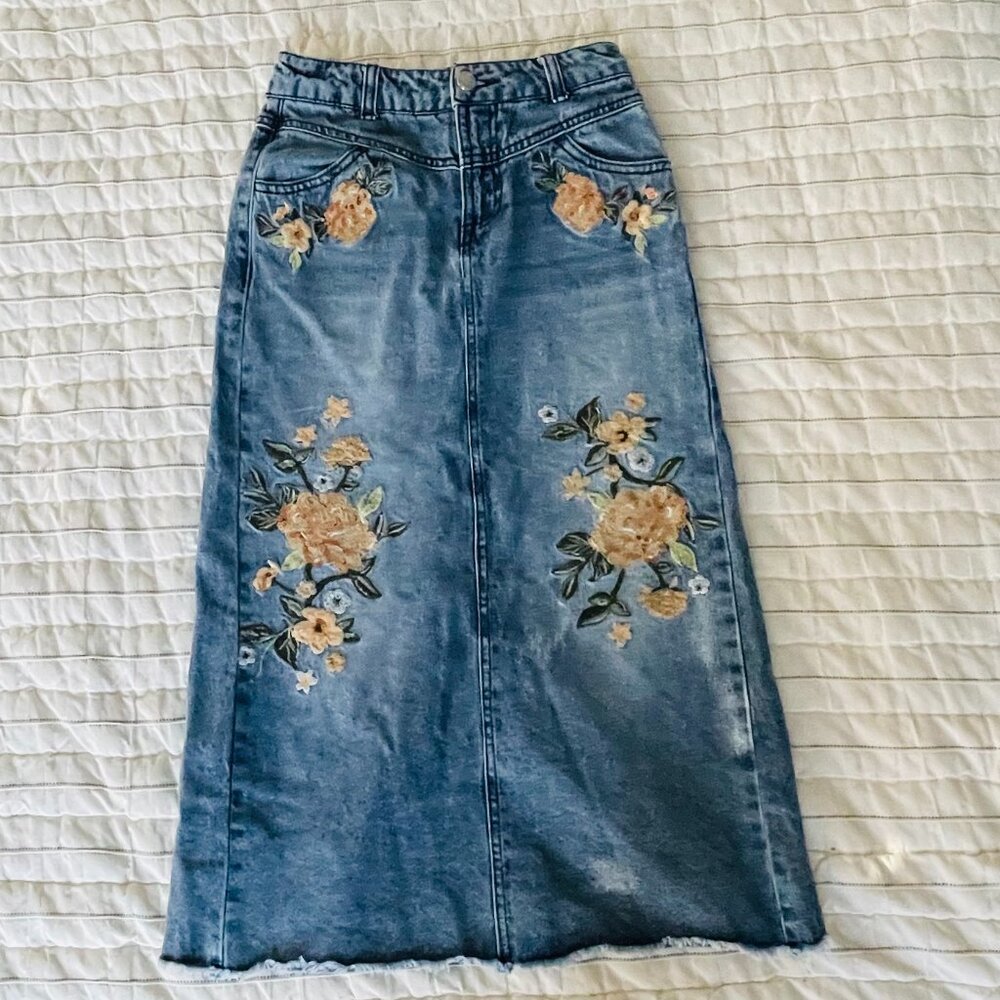 Nordstom TRUCE Kids' Sequin Floral Embroidered Maxi Jean Skirt Girl Size 8 FLAW